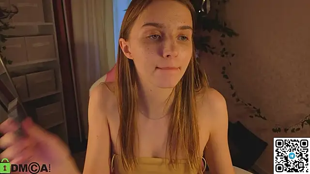 l1na_reeds - L1na_Reeds's free webcam