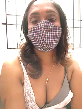 queen-dhivya - Queen-dhivya's free webcam