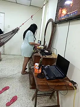 danelylopez (G young) - Beso 💋