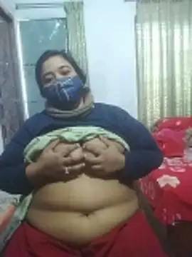 momo_loves - Momo_loves's free webcam