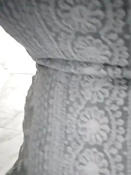 laxmi_89 - Laxmi_89's free webcam - UK Sex Cams