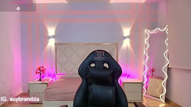 brendda_tay - Brendda_tay's free webcam - UK Sex Cams