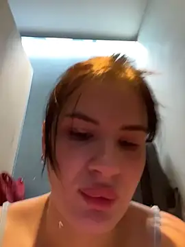 MiraReach Live Webcam on Stripchat