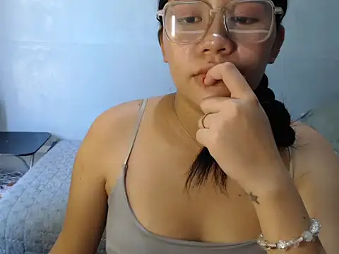 lovely_reb - Lovely_reb's free webcam