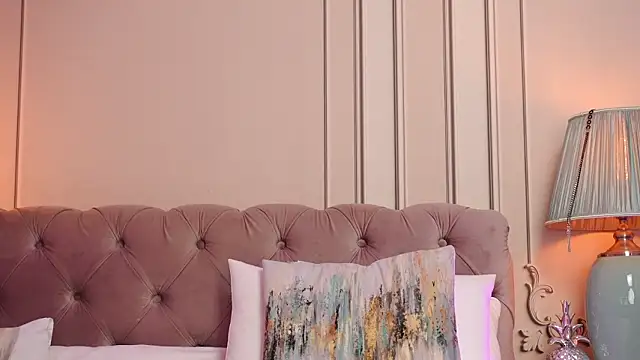 mayavixxen - MayaVixxen's free webcam