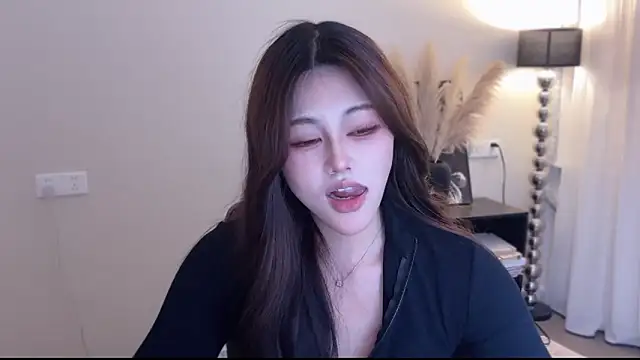 cure-uuuuuuuu - Cure-uuuuuuuu's free webcam