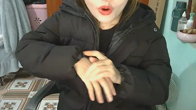 uhem112 - Uhem112's free webcam