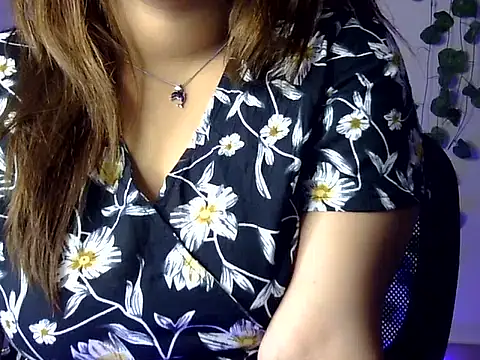 gujjugirl1 - Gujjugirl1's free webcam