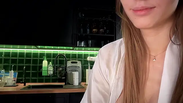 solar_bella - Solar_bella's free webcam