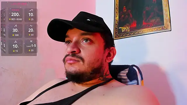 tonny_pride Live Webcam on Stripchat