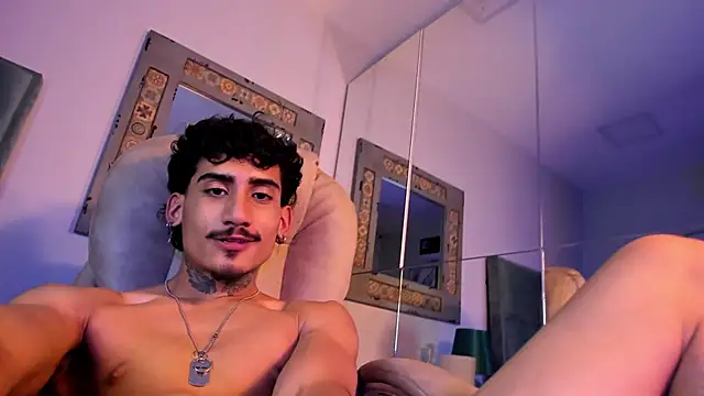 mr_strike - Mr_Strike's free webcam - UK Sex Cams