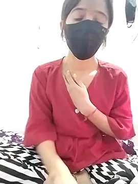 Webcam Model (Cute-Naavya)  is live.Free join now!