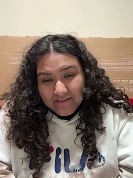 Webcam Model (Angeliccreamyrican)  is live.Free join now!