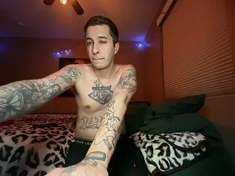 bwcjoshbanks97 - BWCJoshBanks97's free webcam