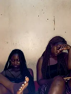 swit_virgin22 - Swit_virgin22's free webcam