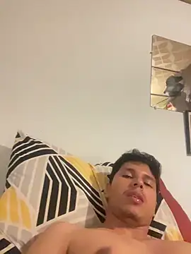 jhonrixxxo (M young) - Quiero botar leche 🥵🥵