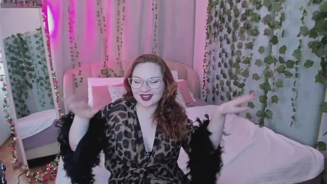 lionquinn - LionQuinn's free webcam - UK Sex Cams