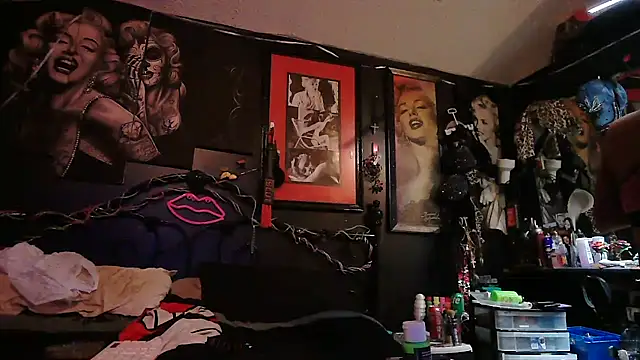 splash_queen420 - Splash_Queen420's free webcam - UK Sex Cams