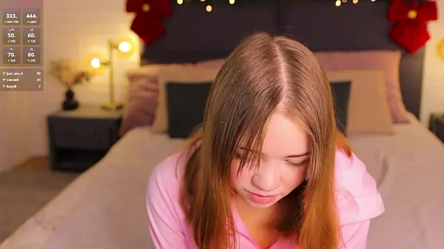 kiss_moon - Kiss_Moon's free webcam