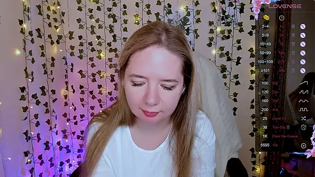 evaa_grey - Evaa_Grey's free webcam