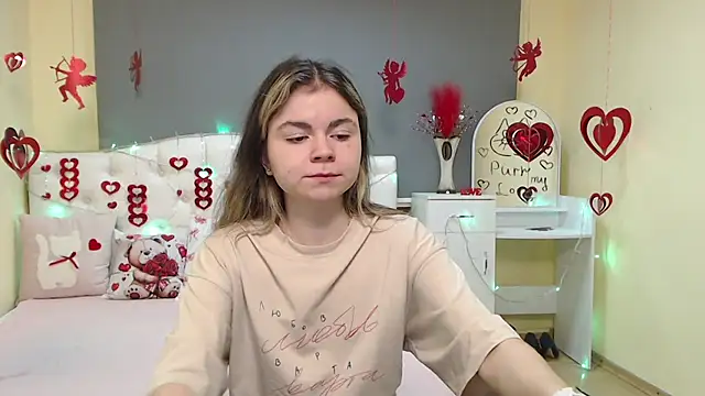 tinaredly - TinaRedly's free webcam