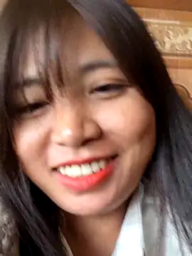 miumiu_sexy2x - Miumiu_sexy2x's free webcam