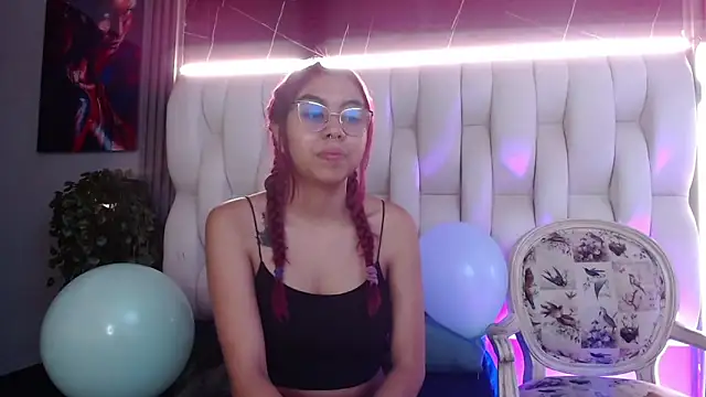 ava_jones1 (F teen) - flash ass