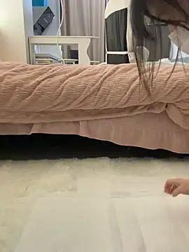 _xiaoxinxin_ (F young) - 小狗趴打屁屁3分钟