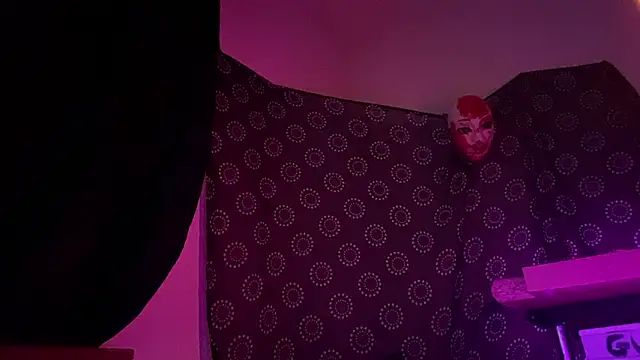 guyst049 - Guyst049's free webcam - UK Sex Cams