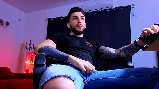 mightyaaron66 (M young) - 𖤐🔥 parTy Time ,House parTy  !  💨𖤐