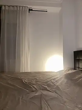 iamcrystal2 (F young) - I wanna feel you make me wet