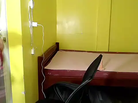 xx_goddessofallgodess_xx (T young) - BUZZ ME MAKE MY BALLS EMPTY CUM@GOAL