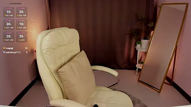 cute_luucy - Cute_luucy's free webcam