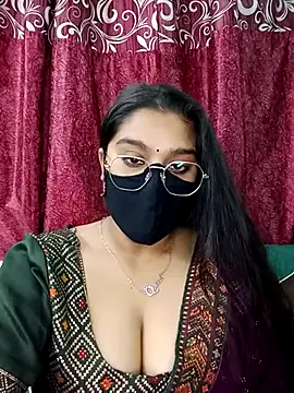 Webcam Model (Jasmine_jaaan)  is live.Free join now!