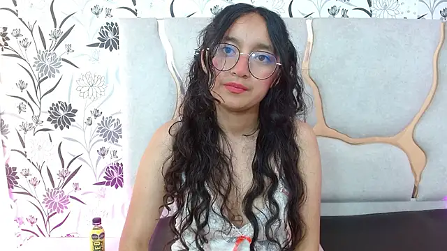 rosee_tay1 - Rosee_tay1's free webcam