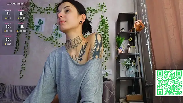 leonahinnes - LeonaHinnes's free webcam