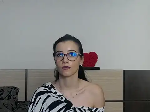 ivycole - IvyCole's free webcam