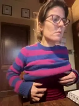 missgirl88 - Missgirl88's free webcam