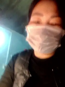 yiyi-502 - YIYI-502's free webcam