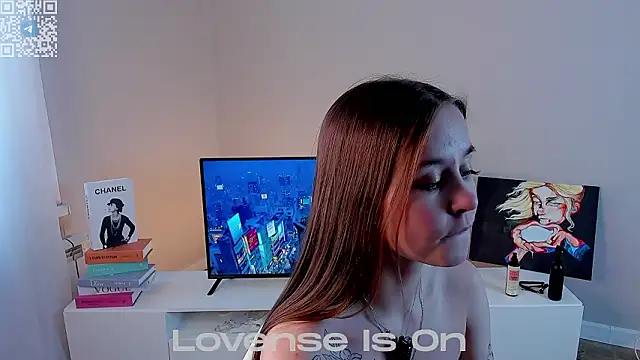 falinedowlen - FalineDowlen's free webcam