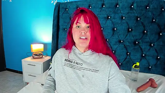 issa_clark01 - Issa_Clark01's free webcam