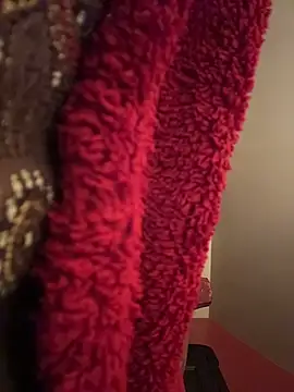 dilfiguess1 - DILFiGuess1's free webcam - UK Sex Cams