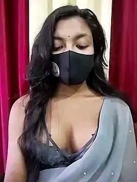 Webcam Model (RedRose-1)  is live.Free join now!