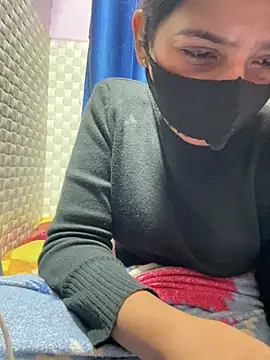 Webcam Model (Lolipop_girl0)  is live.Free join now!