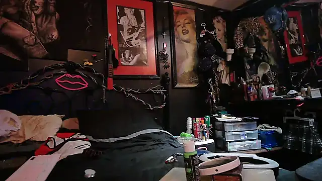 splash_queen420 - Splash_Queen420's free webcam