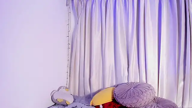 lilith_zenith_ - Lilith_Zenith_'s free webcam