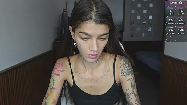 vinkitinkii - Vinkitinkii's free webcam