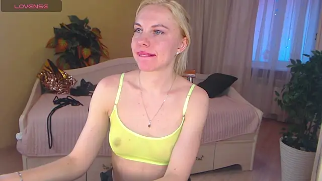 lisindoll - LiSinDoll's free webcam