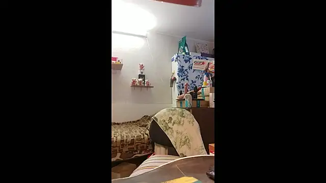 maxbisex777931 - MAXBISEX777931's free webcam