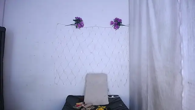 valeriahairy - ValeriaHairy's free webcam - UK Sex Cams